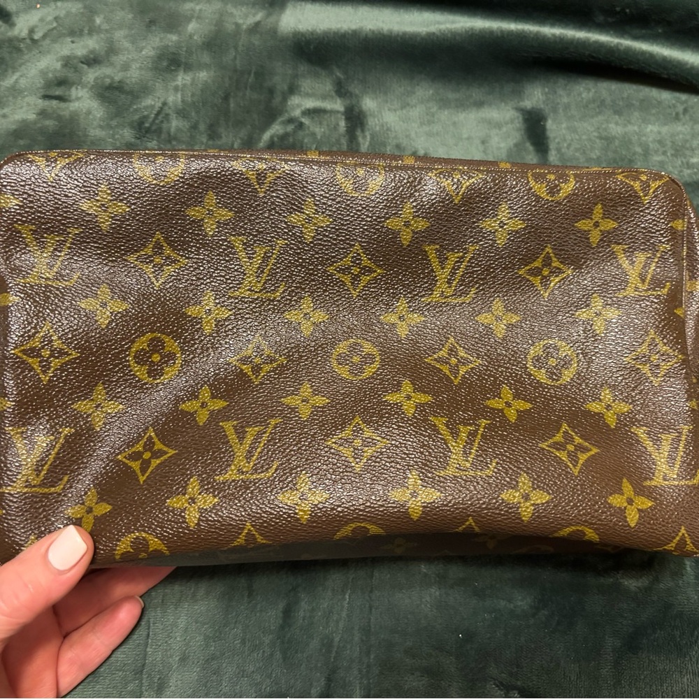 Vintage Louis Vuitton Monogram Trousse